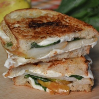 Quick & Easy: Fresh Mozzarella and Pear Grilled Cheese Sandwiches with Maple Mustard
