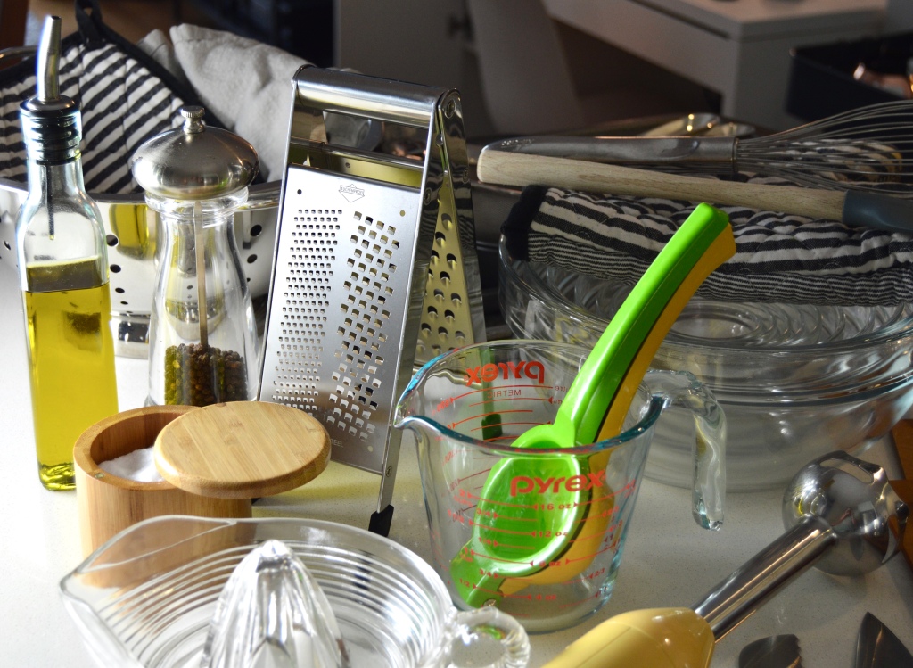 Get the List of Kitchen Items Needed for a New Home
